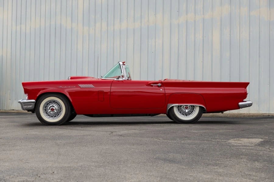 1957 Ford Thunderbird 1st Gen - Image 22 of 31