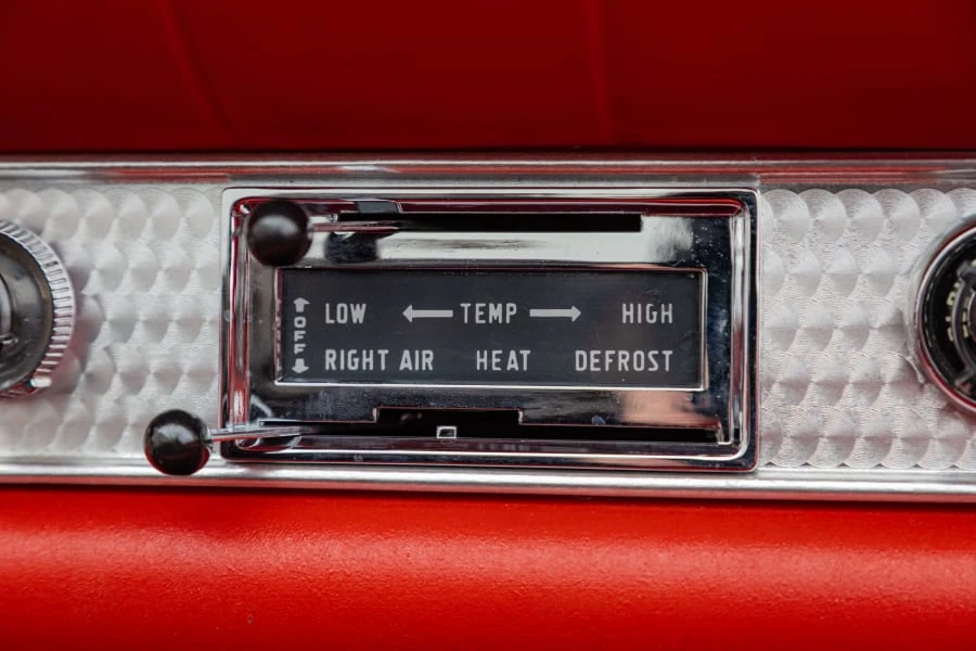 1957 Ford Thunderbird 1st Gen - Image 27 of 31