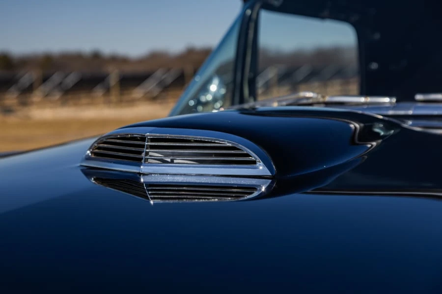 1957 Ford Thunderbird 1st Gen - Image 10 of 31