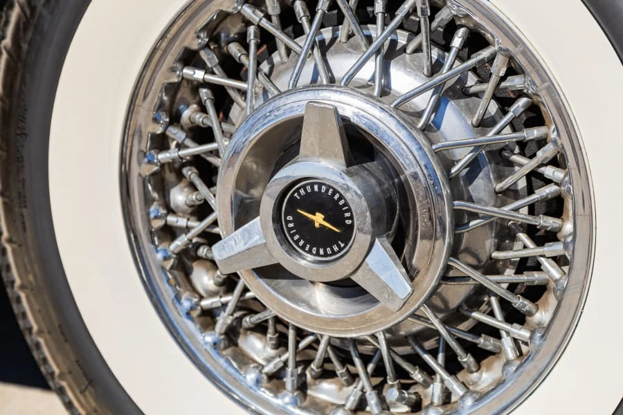 1957 Ford Thunderbird 1st Gen - Image 23 of 31