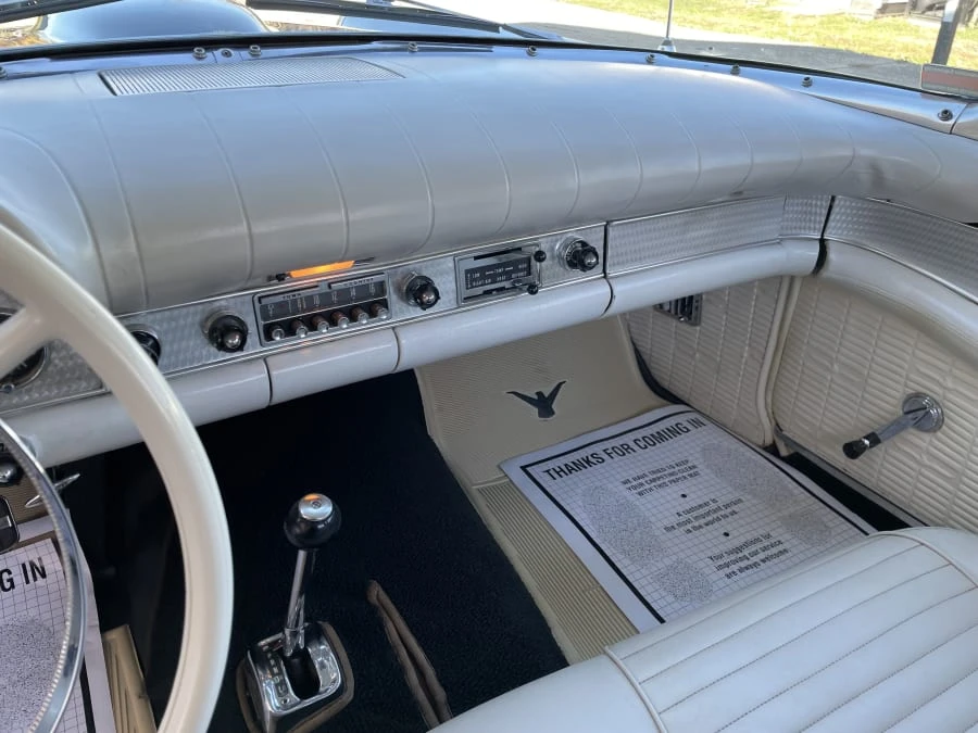 1957 Ford Thunderbird 1st Gen - Image 26 of 30