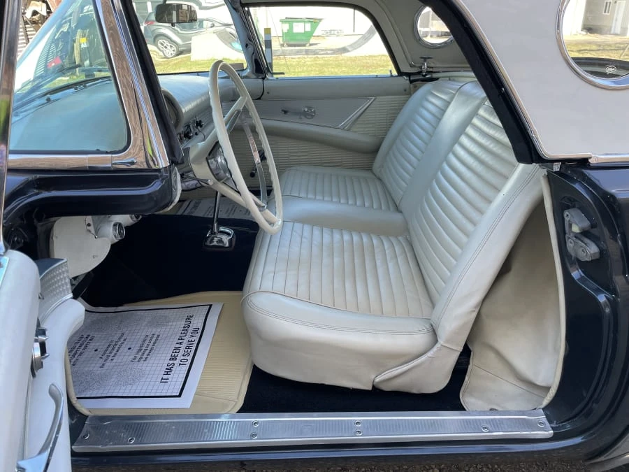 1957 Ford Thunderbird 1st Gen - Image 20 of 30