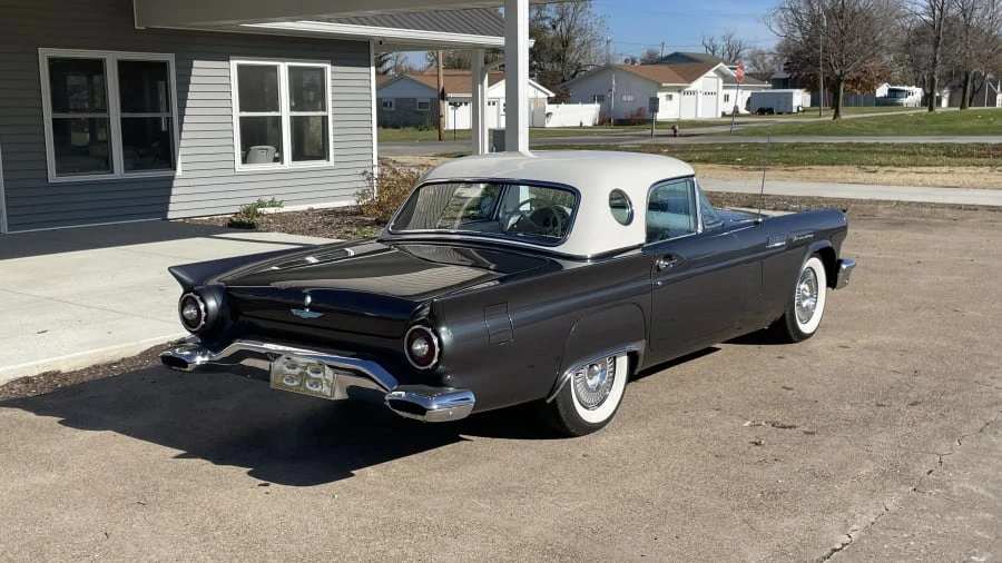 1957 Ford Thunderbird 1st Gen - Image 3 of 30