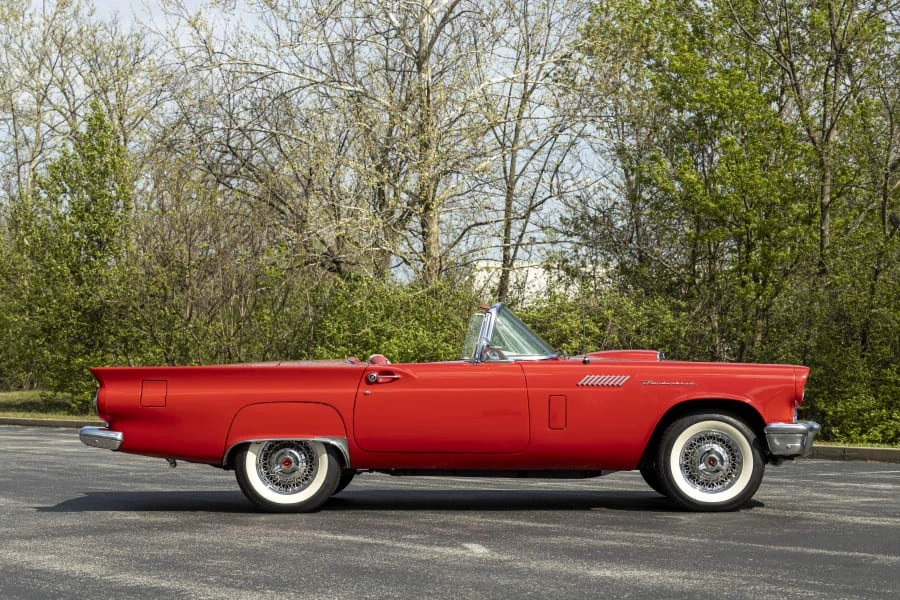 1957 Ford Thunderbird 1st Gen - Image 14 of 29