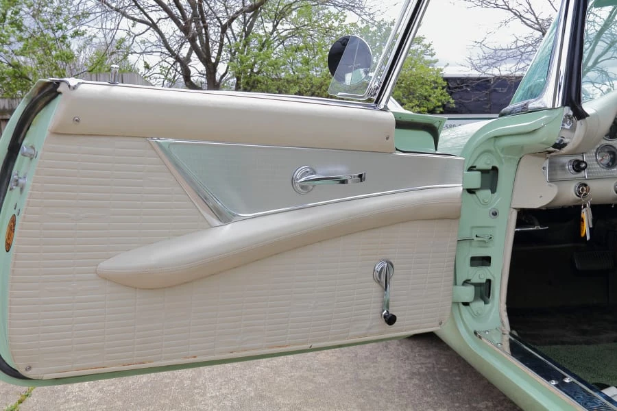1957 Ford Thunderbird 1st Gen - Image 16 of 26