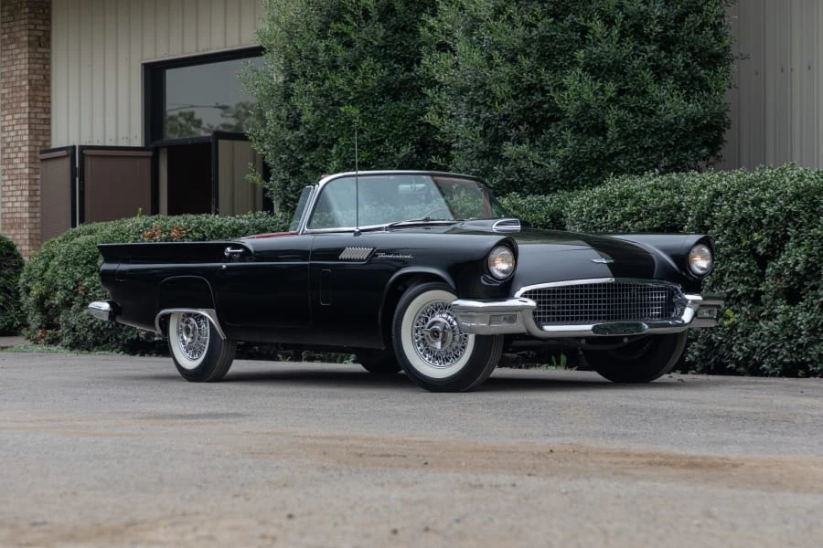1957 Ford Thunderbird 1st Gen - Image 21 of 31