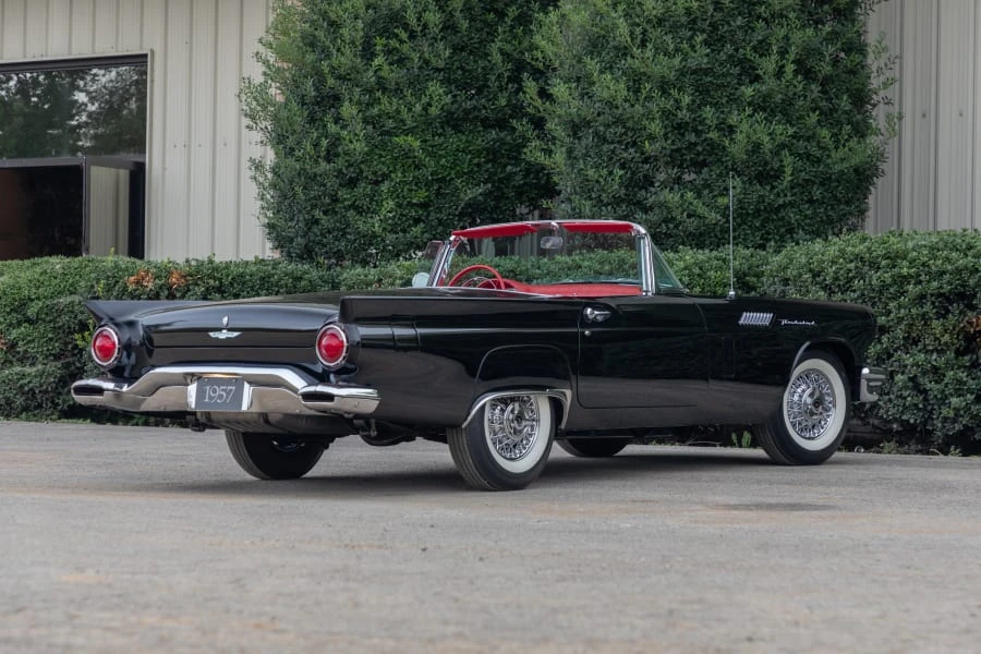 1957 Ford Thunderbird 1st Gen - Image 25 of 31
