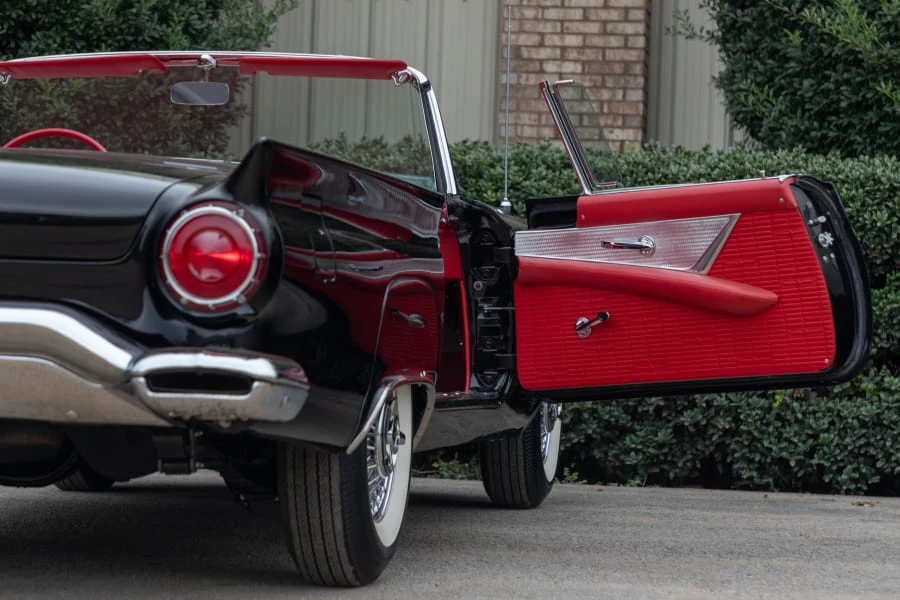 1957 Ford Thunderbird 1st Gen - Image 16 of 31