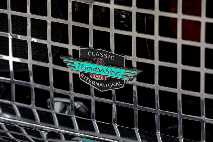1957 Ford Thunderbird 1st Gen - Image 24 of 31