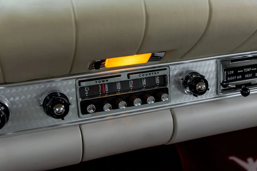 1957 Ford Thunderbird 1st Gen - Image 30 of 31