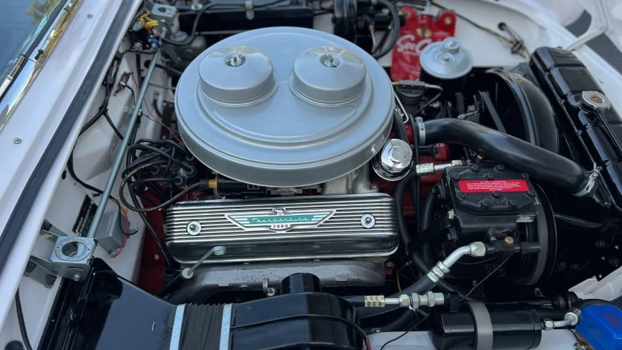 1957 Ford Thunderbird 1st Gen - Image 19 of 31