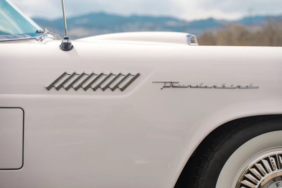 1957 Ford Thunderbird 1st Gen - Image 21 of 31