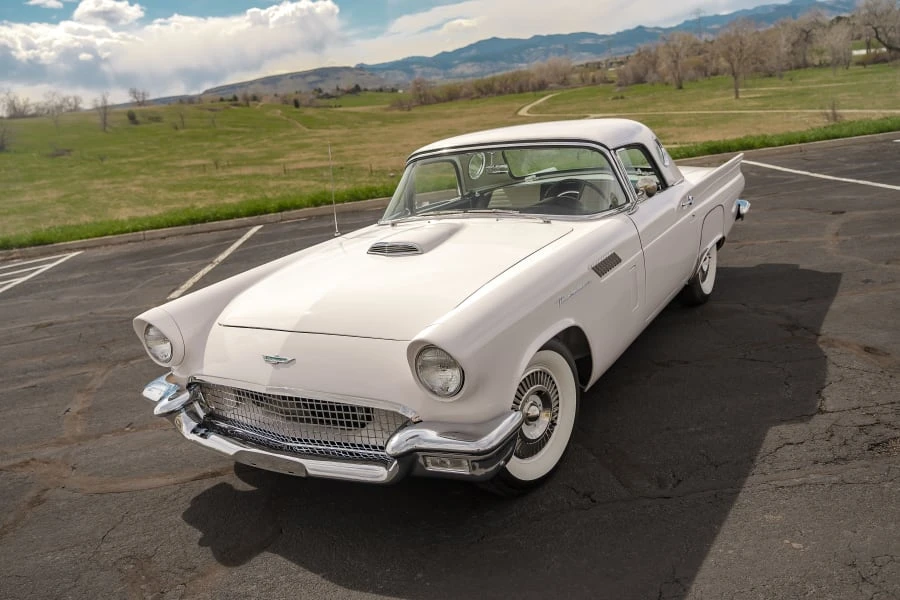 1957 Ford Thunderbird 1st Gen - Image 26 of 31