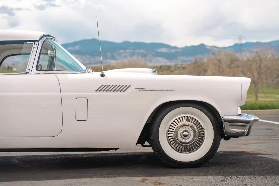 1957 Ford Thunderbird 1st Gen - Image 14 of 31
