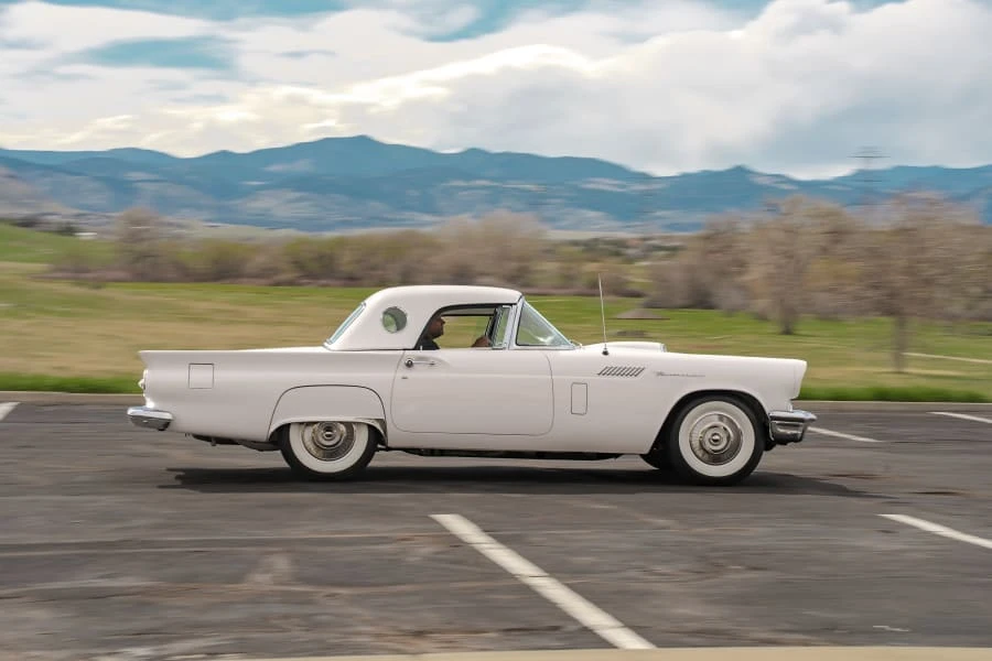 1957 Ford Thunderbird 1st Gen - Image 29 of 31
