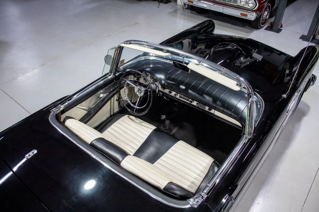 1957 Ford Thunderbird 1st Gen - Image 2 of 31