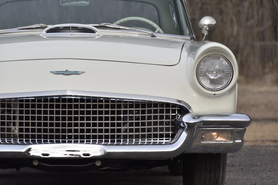 1957 Ford Thunderbird 1st Gen - Image 18 of 31