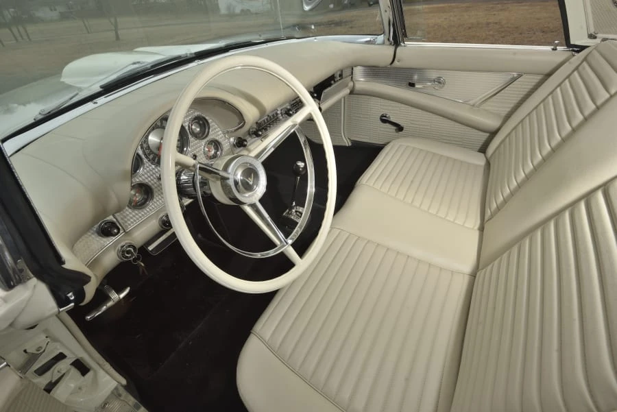 1957 Ford Thunderbird 1st Gen - Image 24 of 31