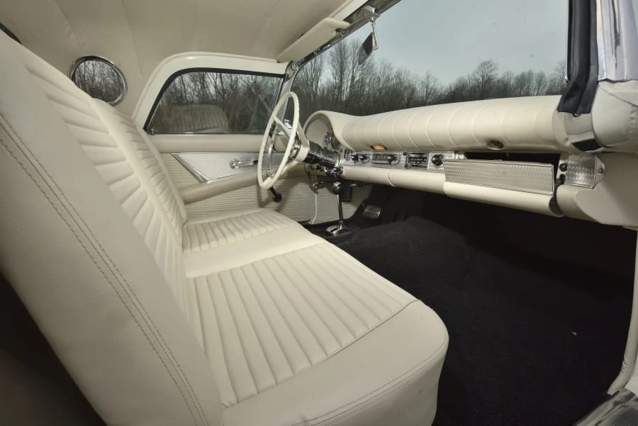 1957 Ford Thunderbird 1st Gen - Image 22 of 31