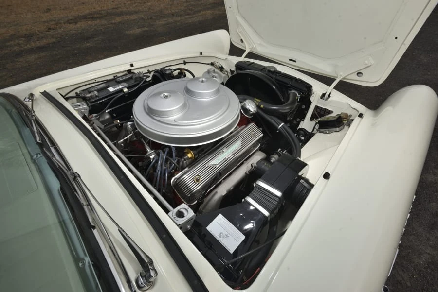 1957 Ford Thunderbird 1st Gen - Image 30 of 31