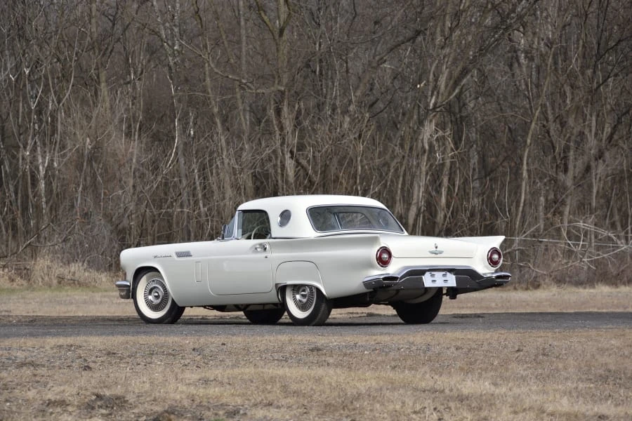 1957 Ford Thunderbird 1st Gen - Image 16 of 31