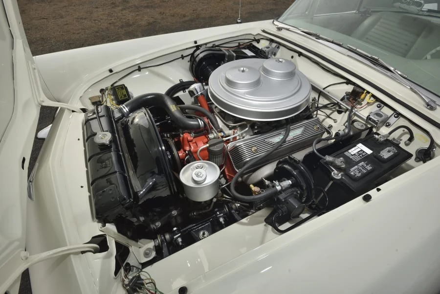 1957 Ford Thunderbird 1st Gen - Image 28 of 31