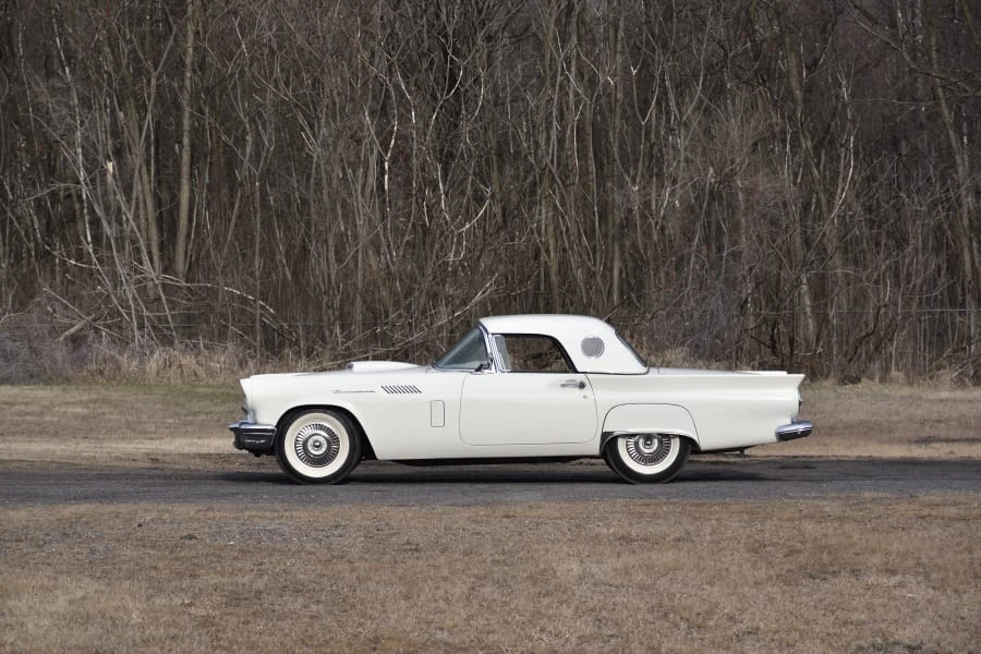 1957 Ford Thunderbird 1st Gen - Image 14 of 31