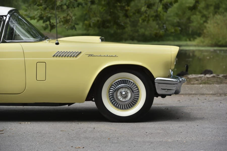 1957 Ford Thunderbird 1st Gen - Image 16 of 31