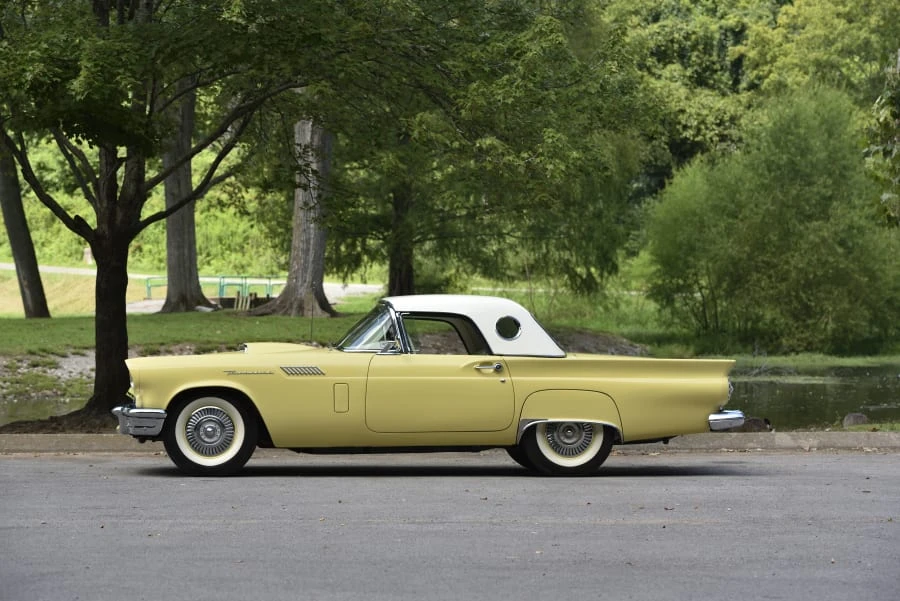 1957 Ford Thunderbird 1st Gen - Image 11 of 31