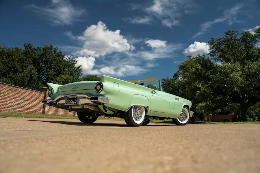 1957 Ford Thunderbird 1st Gen - Image 20 of 31