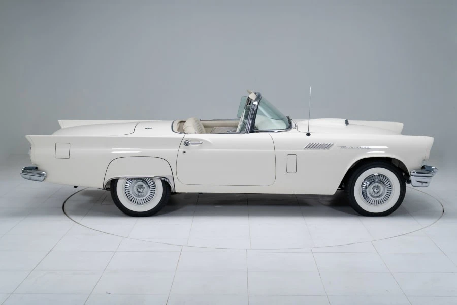 1957 Ford Thunderbird 1st Gen - Image 30 of 31