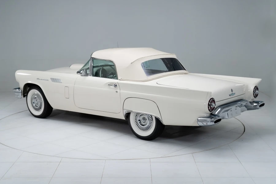 1957 Ford Thunderbird 1st Gen - Image 21 of 31