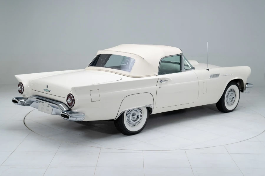 1957 Ford Thunderbird 1st Gen - Image 19 of 31