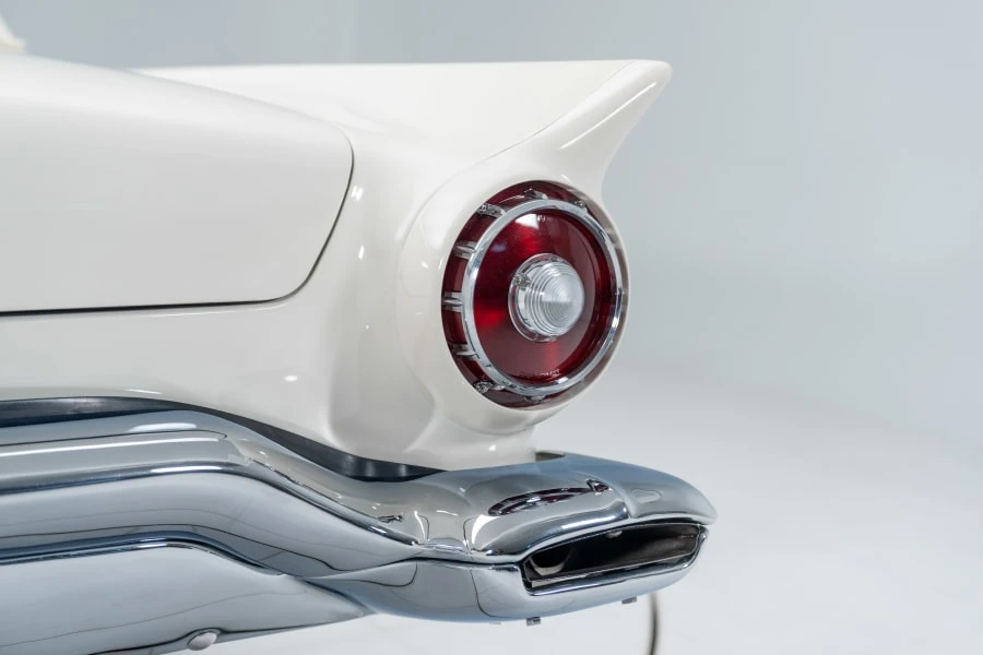 1957 Ford Thunderbird 1st Gen - Image 20 of 31