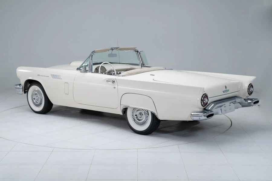 1957 Ford Thunderbird 1st Gen - Image 26 of 31