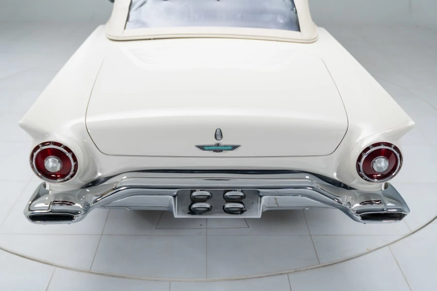 1957 Ford Thunderbird 1st Gen - Image 16 of 31