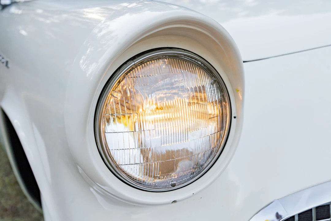 1957 Ford Thunderbird 1st Gen - Image 18 of 31