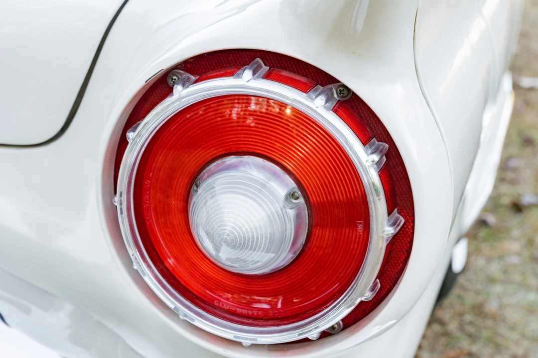 1957 Ford Thunderbird 1st Gen - Image 25 of 31