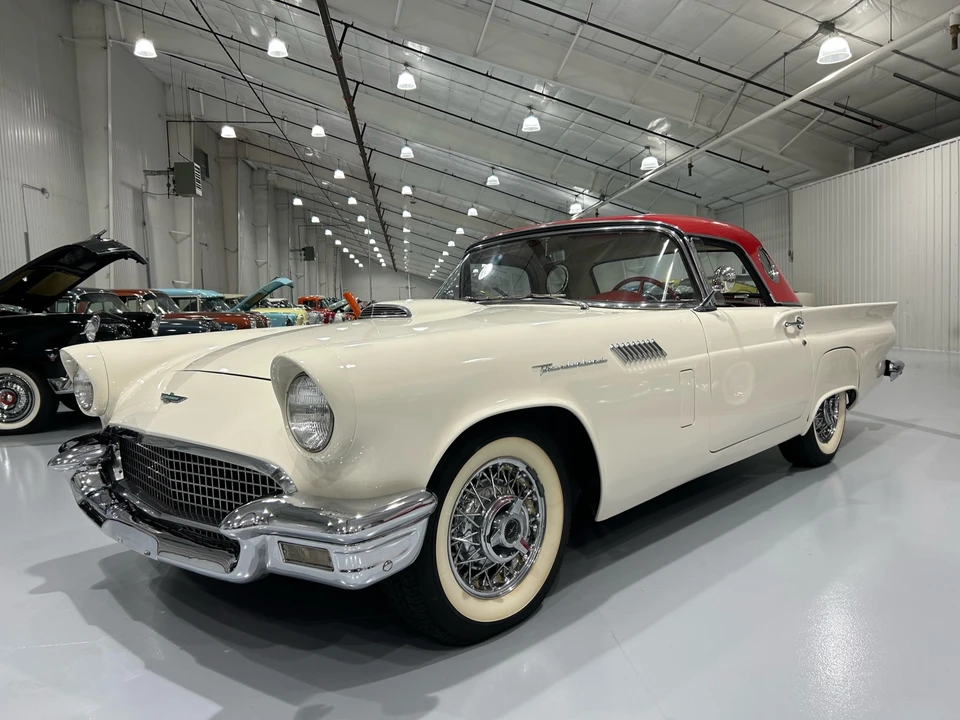 1957 Ford Thunderbird 1st Gen - Image 2 of 17