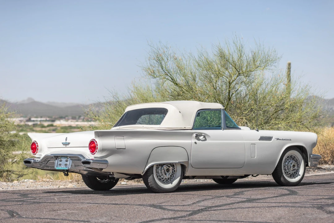 1957 Ford Thunderbird 1st Gen - Image 10 of 31