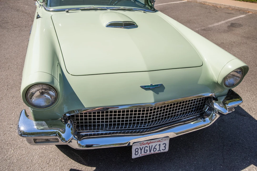 1957 Ford Thunderbird 1st Gen - Image 9 of 31