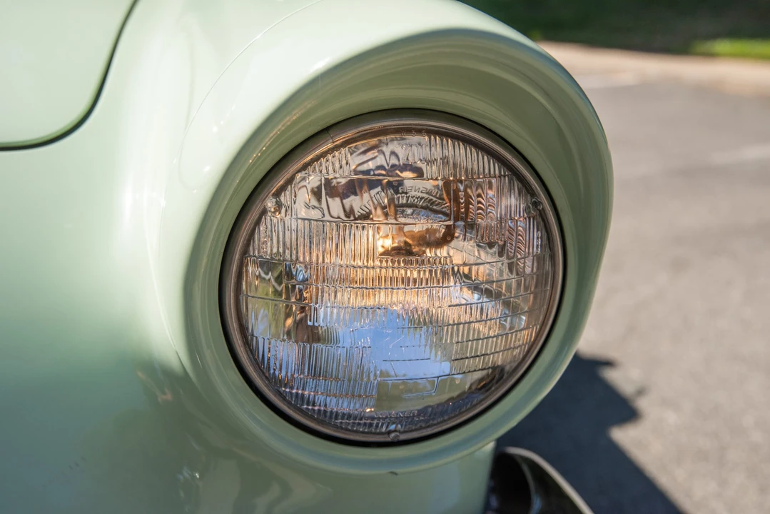 1957 Ford Thunderbird 1st Gen - Image 11 of 31