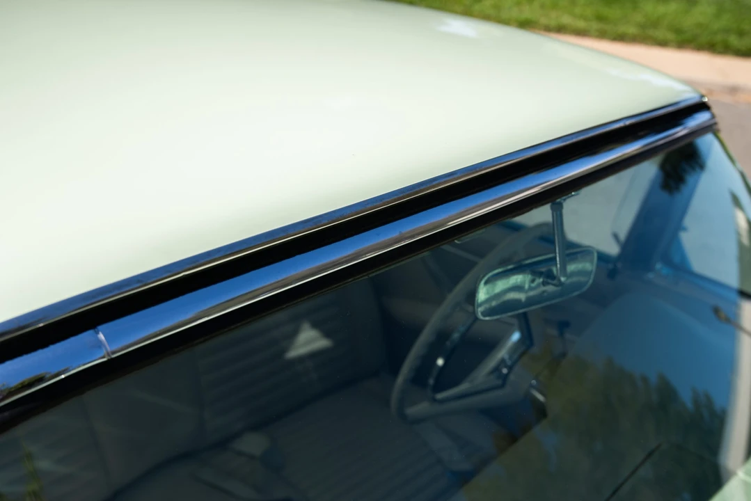 1957 Ford Thunderbird 1st Gen - Image 26 of 31