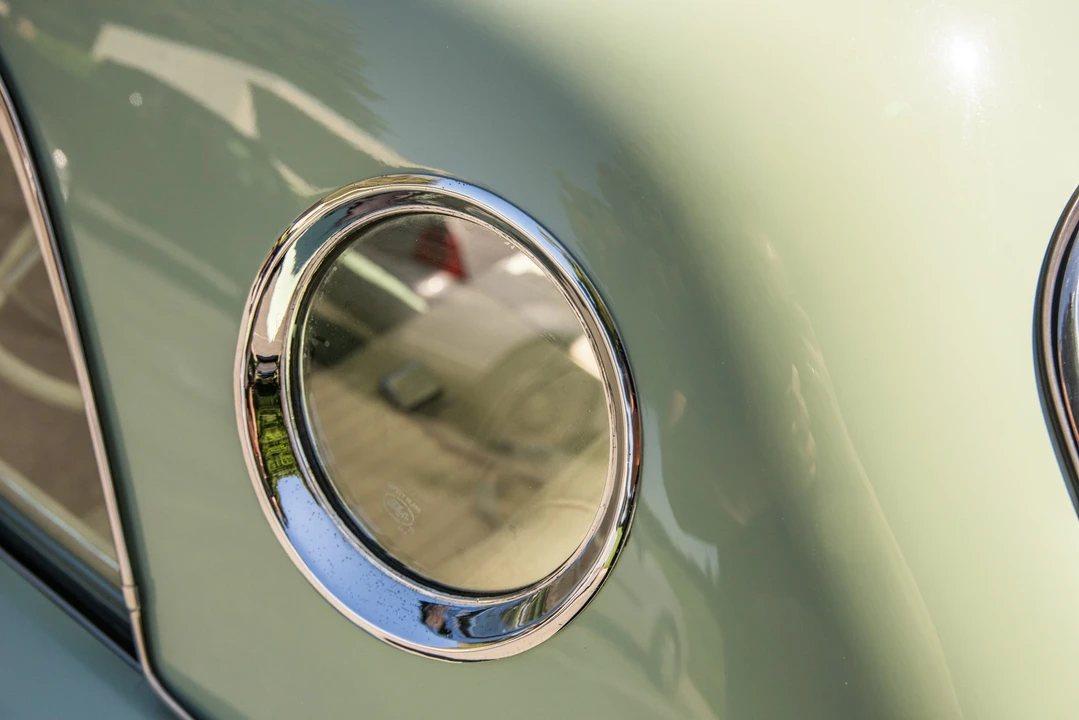 1957 Ford Thunderbird 1st Gen - Image 21 of 31