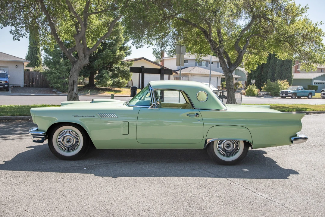 1957 Ford Thunderbird 1st Gen - Image 8 of 31