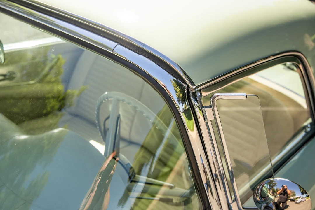 1957 Ford Thunderbird 1st Gen - Image 24 of 31