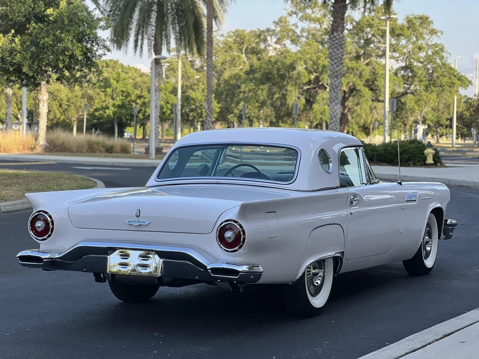 1957 Ford Thunderbird 1st Gen - Image 30 of 31