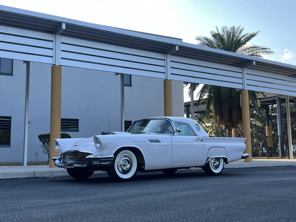 1957 Ford Thunderbird 1st Gen - Image 5 of 31