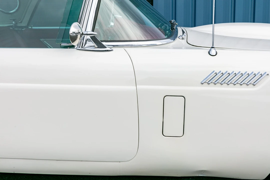1957 Ford Thunderbird 1st Gen - Image 15 of 31