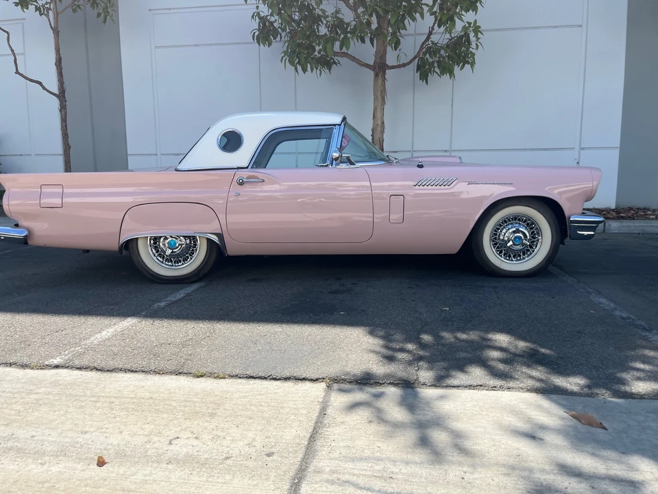 1957 Ford Thunderbird 1st Gen - Image 20 of 31
